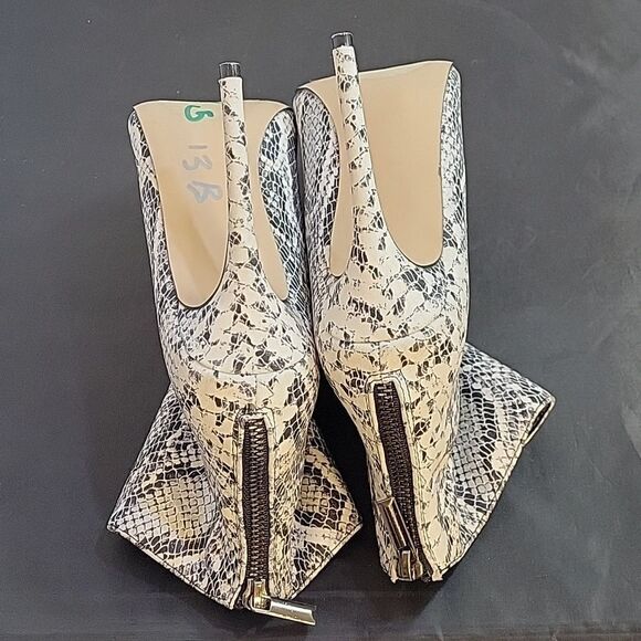 SHOEDAZZLE POINTED TOE STILETTOS BACK ZIPPER CLOSURE WOMEN"S HEELED ANKLE BOOT - Picture 12 of 14